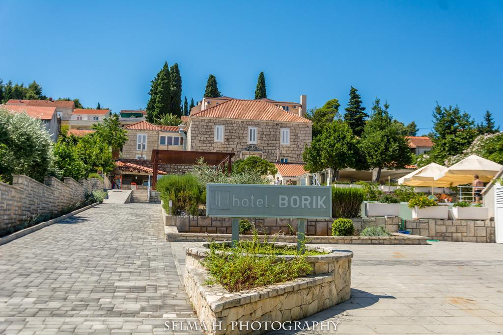 לומבארדה Hotel Borik מראה חיצוני תמונה